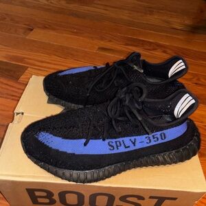 Adidas Yeezy Boost 350 V2 Box